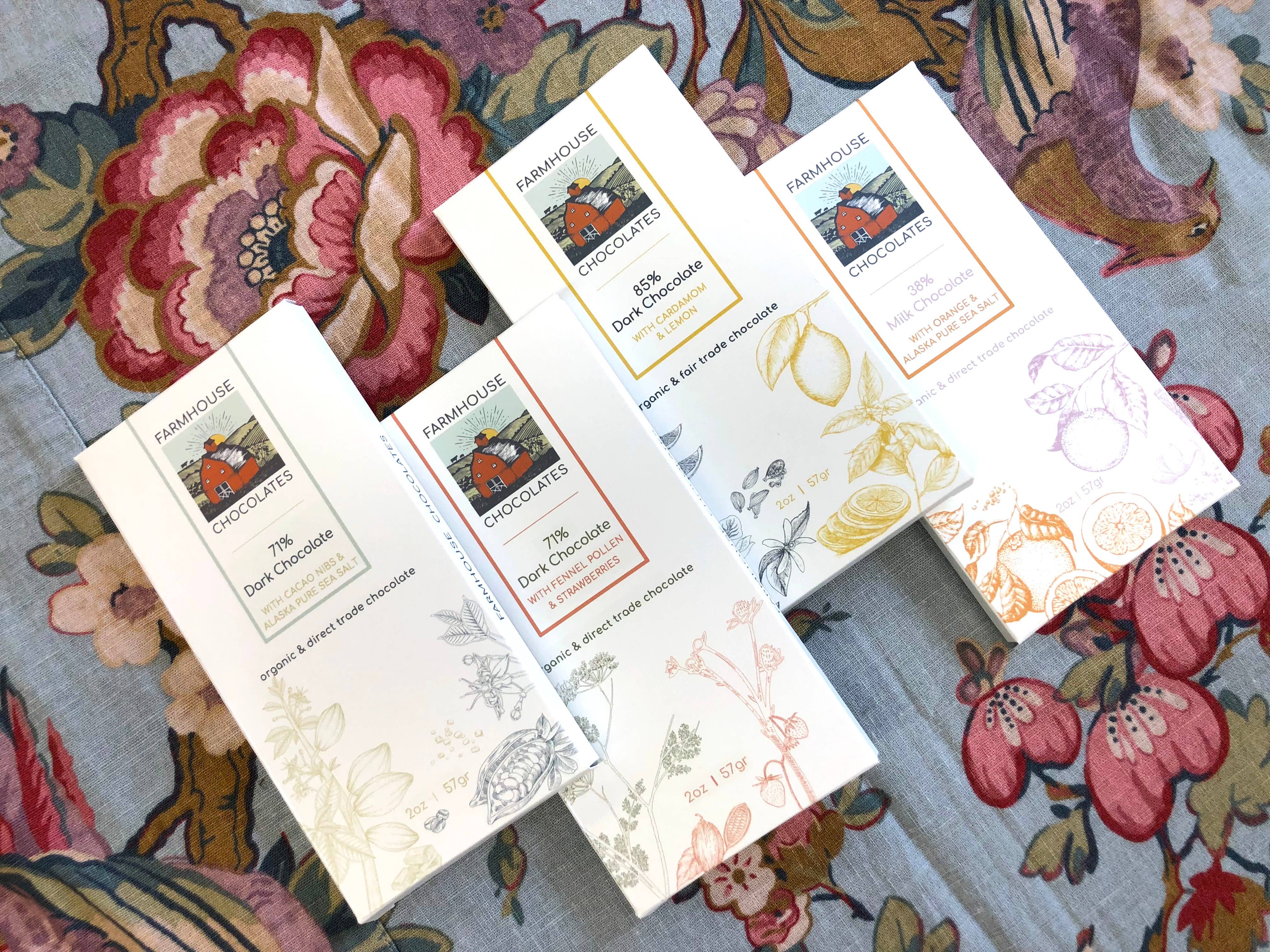 Farmhouse Chocolates - Wholesale Chocolate Bar - 71% Organic Chocolate Bar w/ Fennel Pollen & Strawberries10