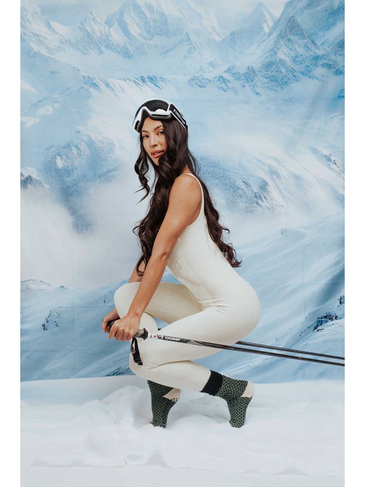 Pilates Honey - Wholesale Socks - Women's - Textured Dot Vintage Tube2