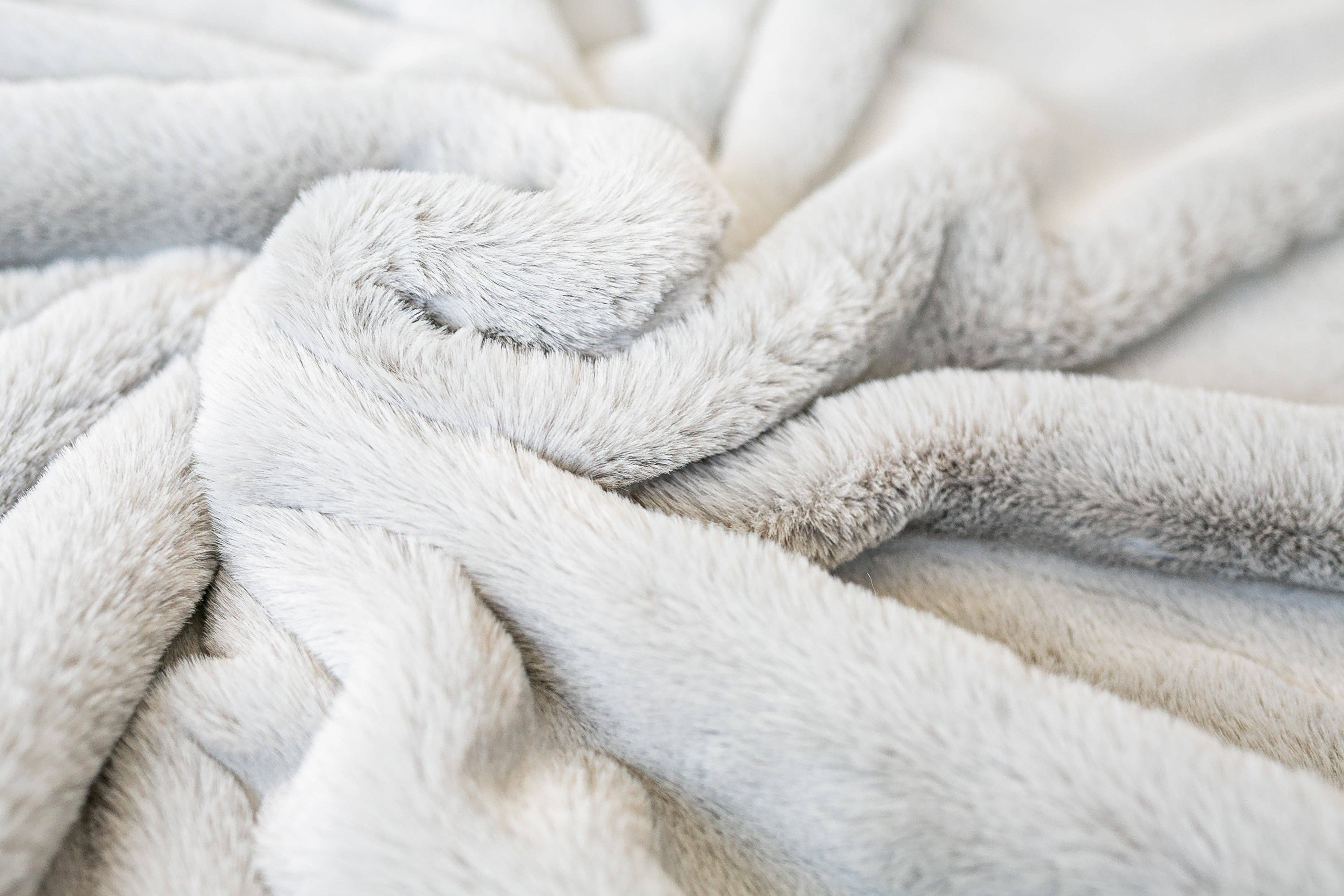 Narniar - Wholesale Throw Blanket - Luxury Avalanche Fur Throw7