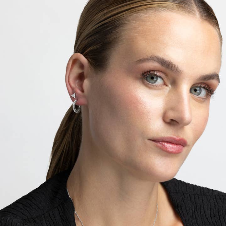Luxenter - Venta al por mayor Pendientes de aro - Pendientes de circonita brillante acabados en rodio - Ibsy