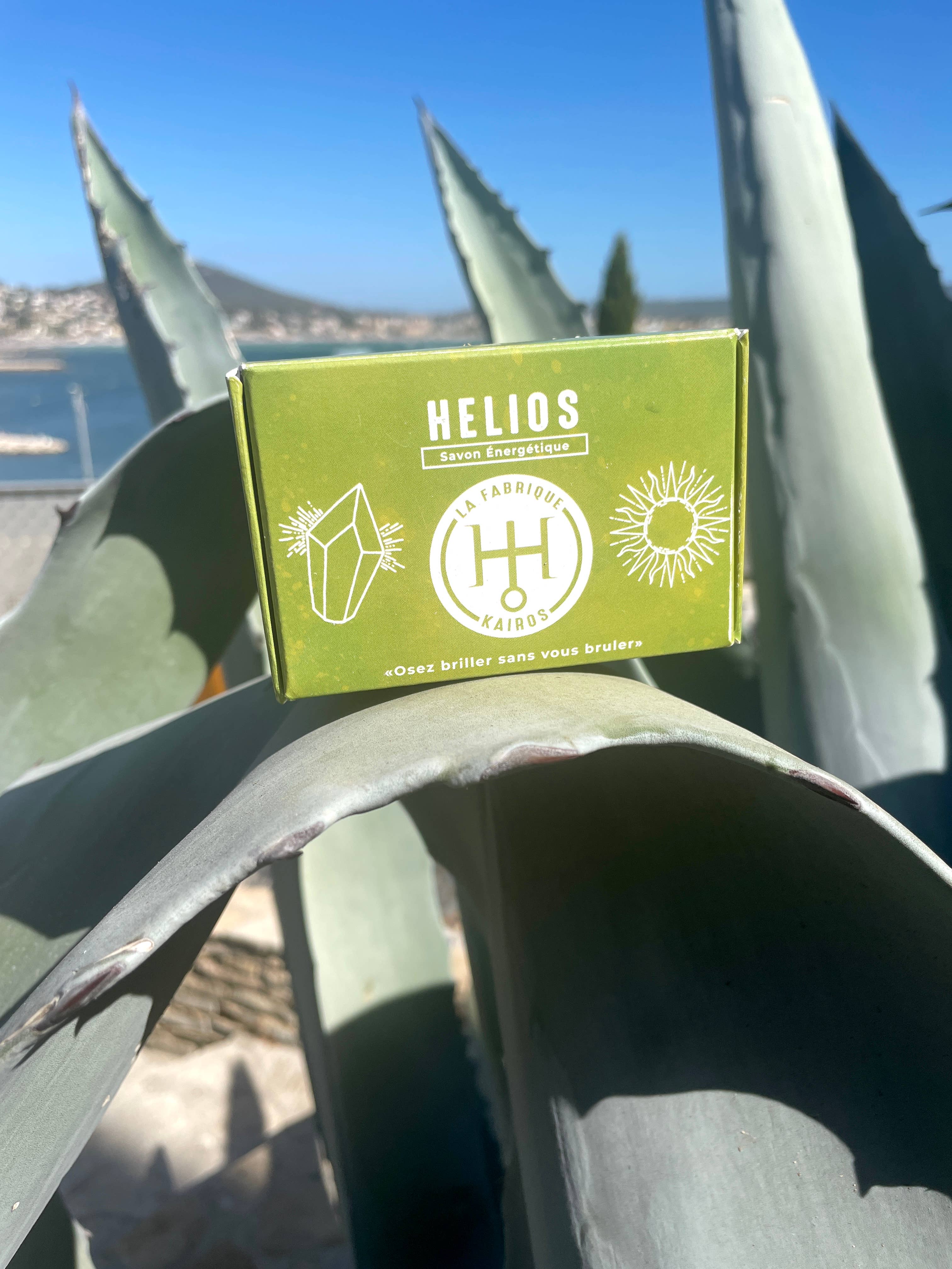 FABRIQUE DE KAIROS - Vendita all'ingrosso Saponette - Sapone energetico Helios con aloe vera e avventurina4