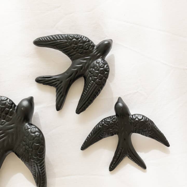 OITO Atelier - Venta al por mayor Papel pintado 3D - Golondrinas de cerámica hechas a mano, juego de 33