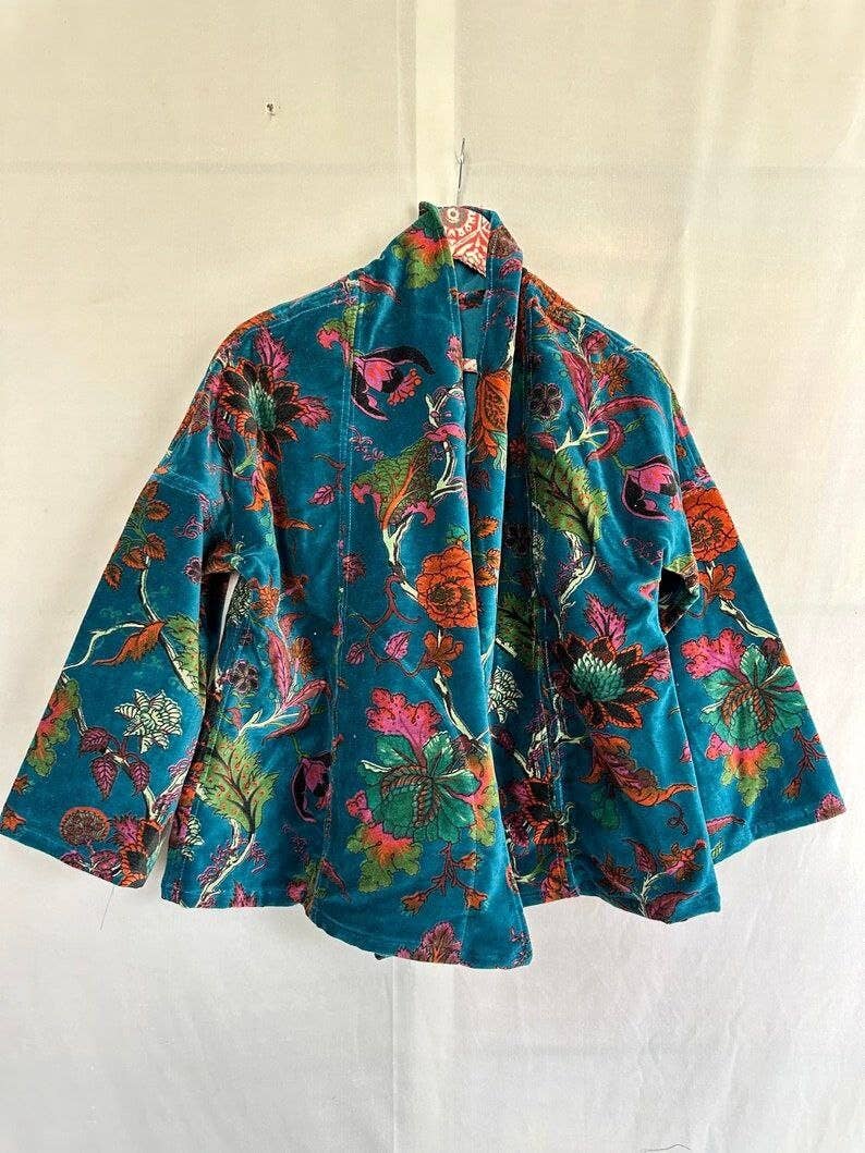 Bhawana Handicrafts - Wholesale Jacket – Women's - 5 Piece Lot, Cotton Velvet Short Jacket Style Kimono Coats5