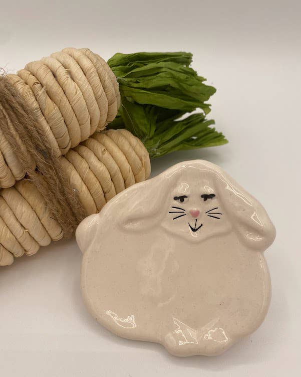 August Ceramics - Wholesale Jewelry Dish - Ceramic Bunny dish2
