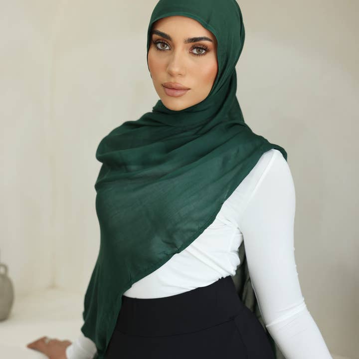 Mod Squad - Wholesale Hijab - Women's - Luxe Double Stitch Hijab Emerald
