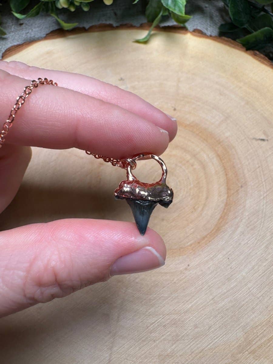 Copper Ashes - Wholesale Pendant/Charm Necklace - Shark's Tooth Necklace