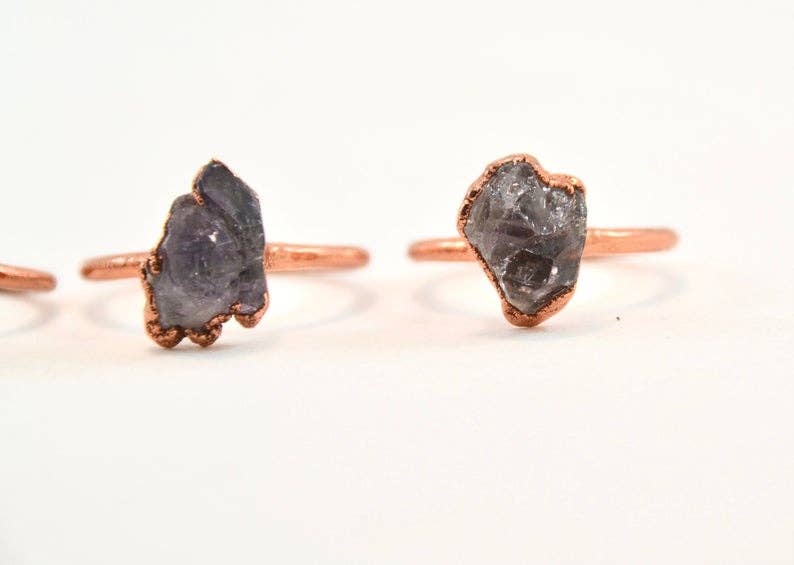 Daddy Daughter Jewelry – Großhandel Cocktail-/Statement-Ring – Roher Amethyst aus Mexiko || Geburtssteinring für Februar aus Kupfer1