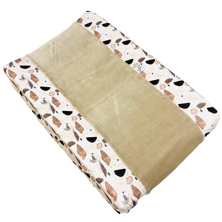 Changing pad cover CHIC feathers beige för wholesale av Mauties Mama