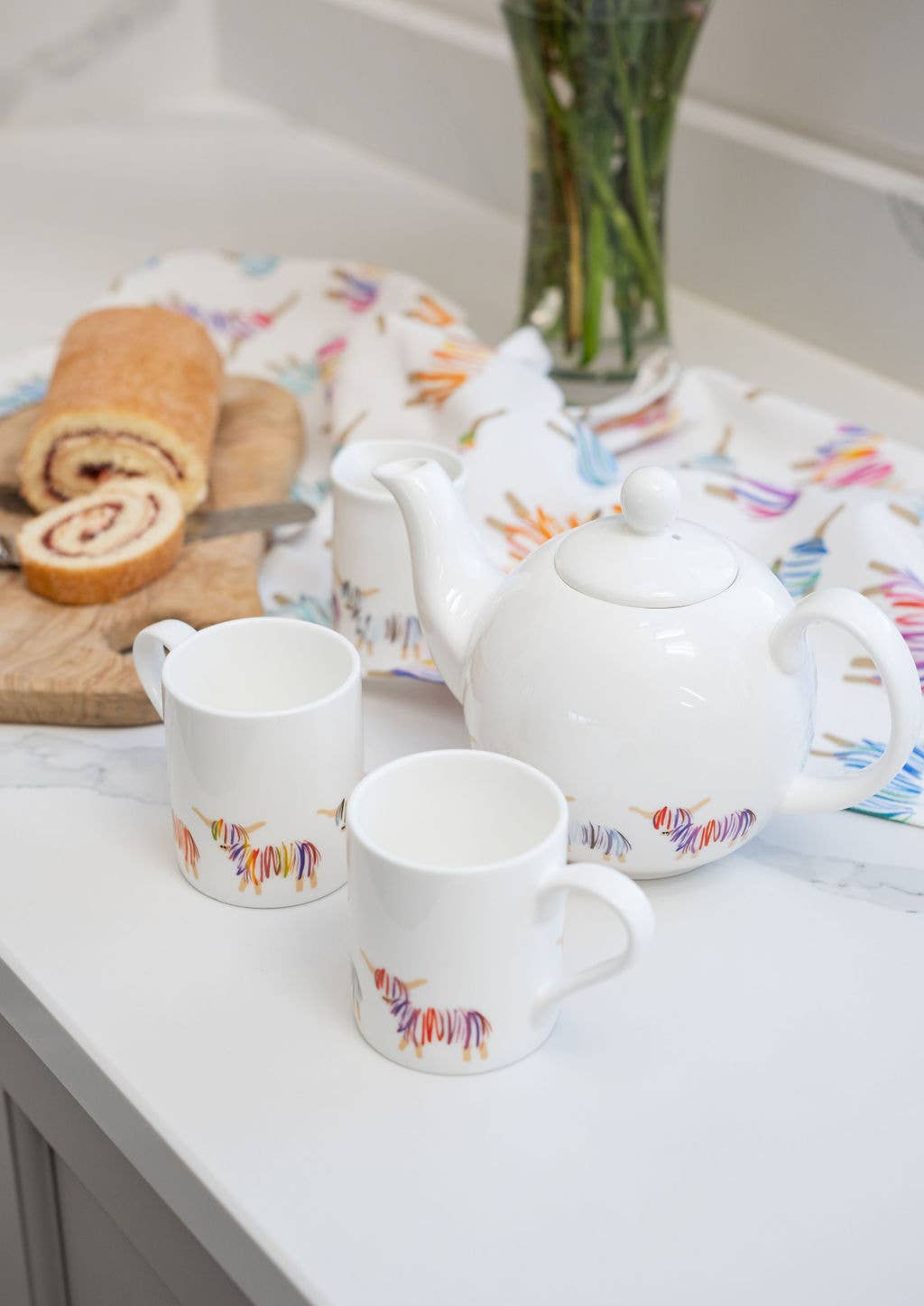 Hairy Coo - Wholesale Coffee Mug - Highland Cow China Mug - Born and Bred in Scotland2