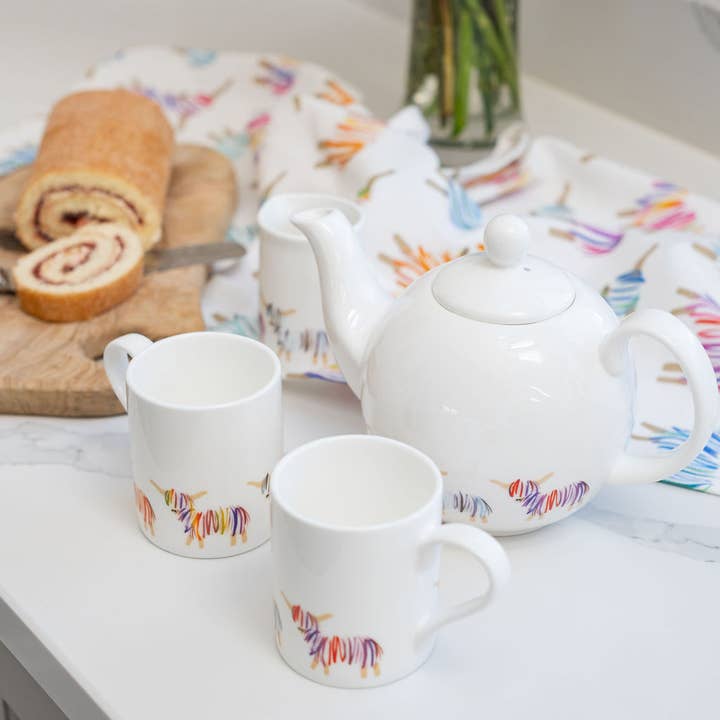 Hairy Coo - Wholesale Coffee Mug - Highland Cow China Mug - Born and Bred in Scotland2