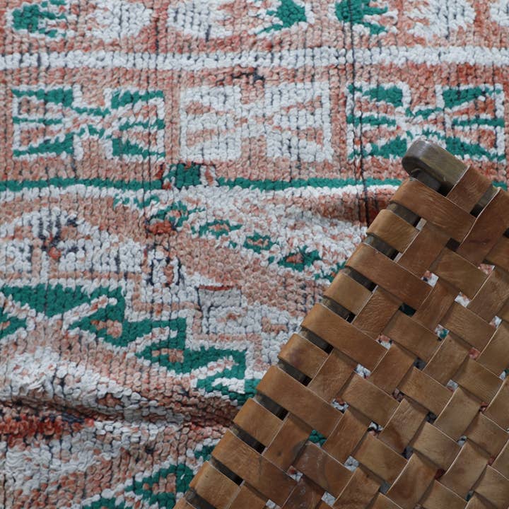 MUSMUSRUGS – wholesale Matta – Vintage marockansk matta – Berbermatta, Unik i sitt slag