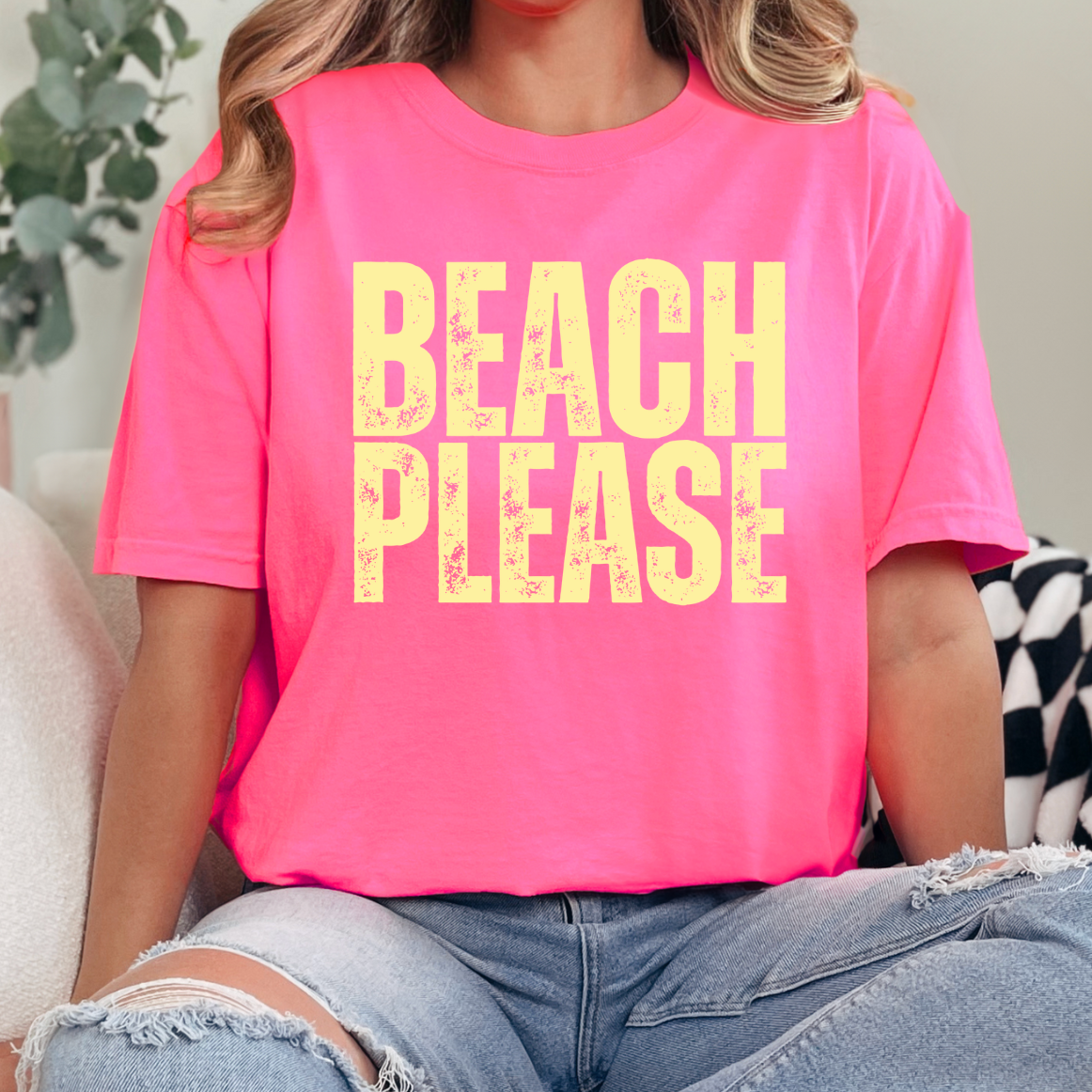 Kiki's Boutique - Wholesale Screen Printed T-Shirt - Women's - Beach Please Comfort Color Tee 0
