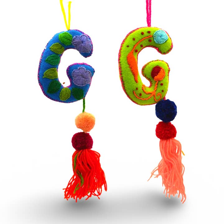 Colgante bordado de fieltro multicolor con letra G del alfabeto para venta al por mayor de Sanyork Fair Trade