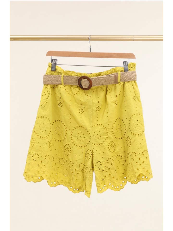 LÉA & LUC - Wholesale Shorts - Women's - Broderie anglaise shorts in 100% cotton REF. 250211