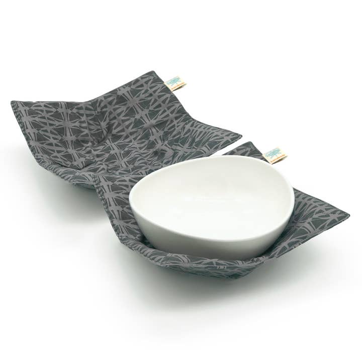 Shawn Sargent Designs - Vendita all'ingrosso Guanti da forno/Presine - Porta ciotola per microonde in vetro colorato nero3