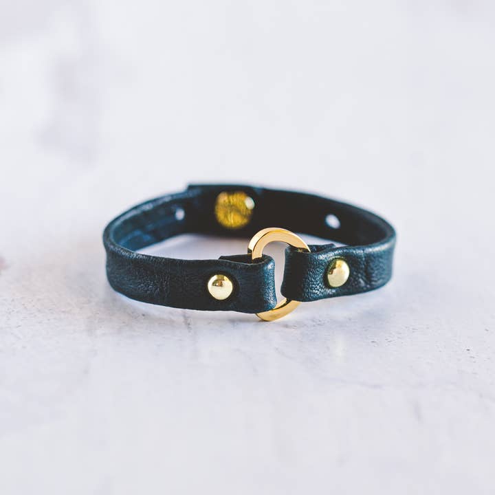 Delight Läderarmband - Guld för wholesale av Giving Bracelets