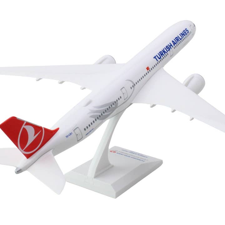 Daron Worldwide Trading - Wholesale Decorative Tabletop Object - SKYMARKS TURKISH A350-900 1/200 TC-LGJ5