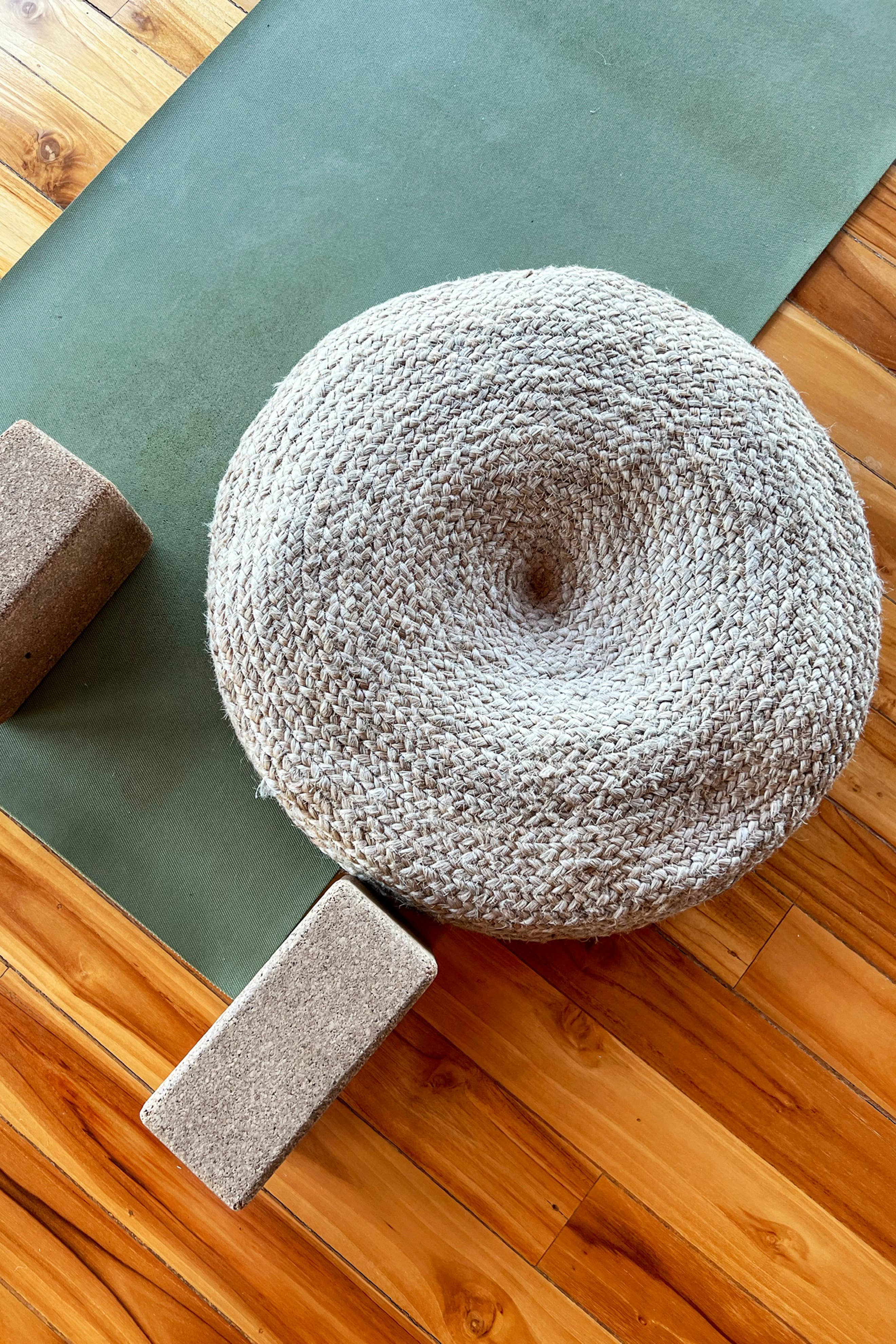 Love The Clutter - Wholesale Floor pillow - Jute Meditation Pillow10