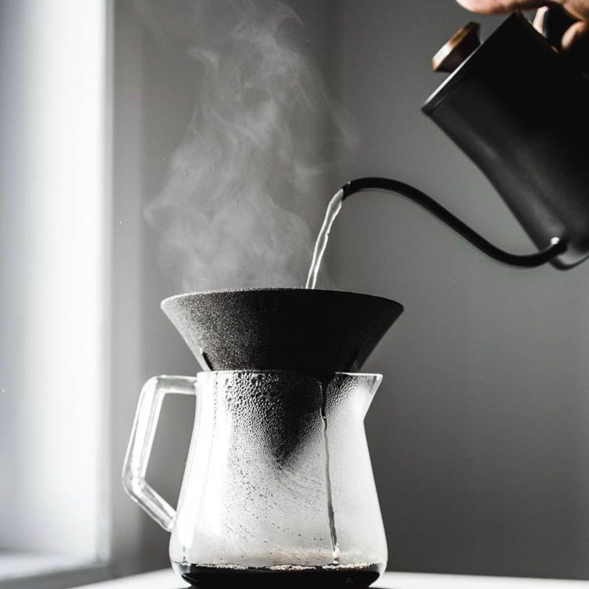 LOIS - Vente Cafetières à filtres - Goutteur de café en céramique LOCA en forme de V5