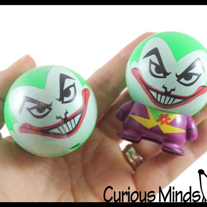 Curious Minds Toys - Wholesale Figurine Toy - Kids - 1 DC Comics Superhero Capsule Toy Figurines - Super Hero Fan