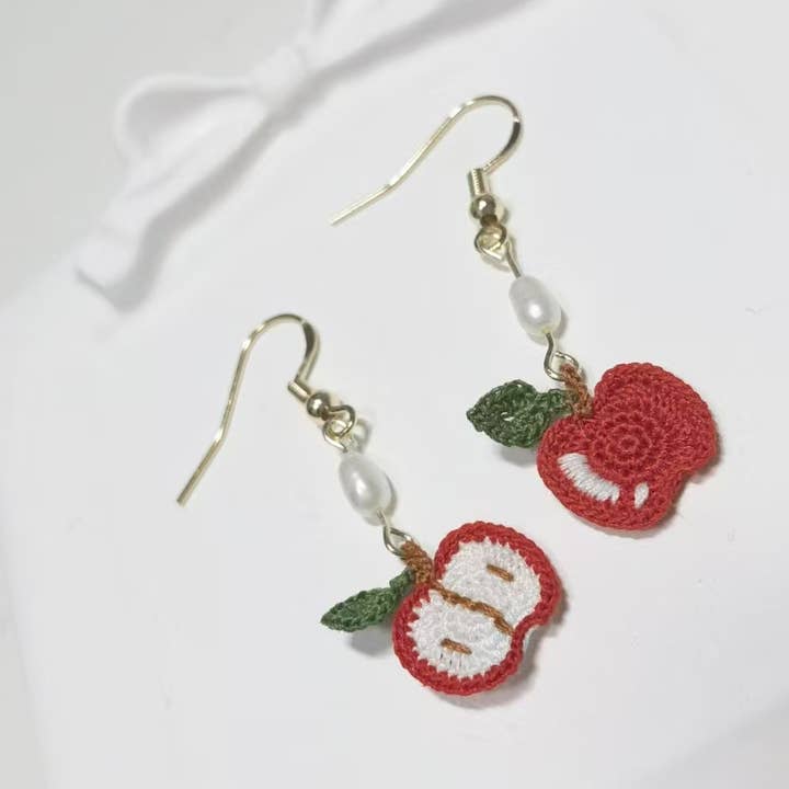 Äppelörhängen för wholesale av Miss Peachy