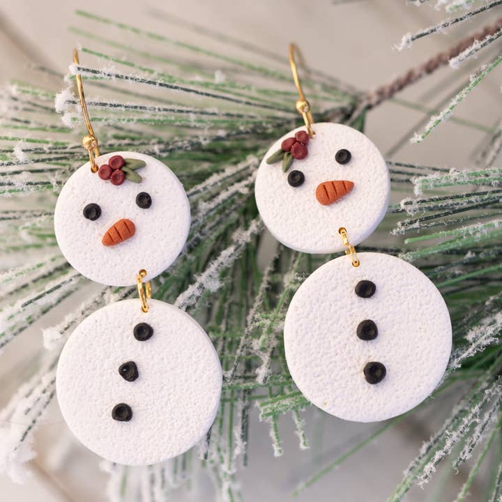 Snemand Dangles for engroshandel hos Crafted From Faith, LLC