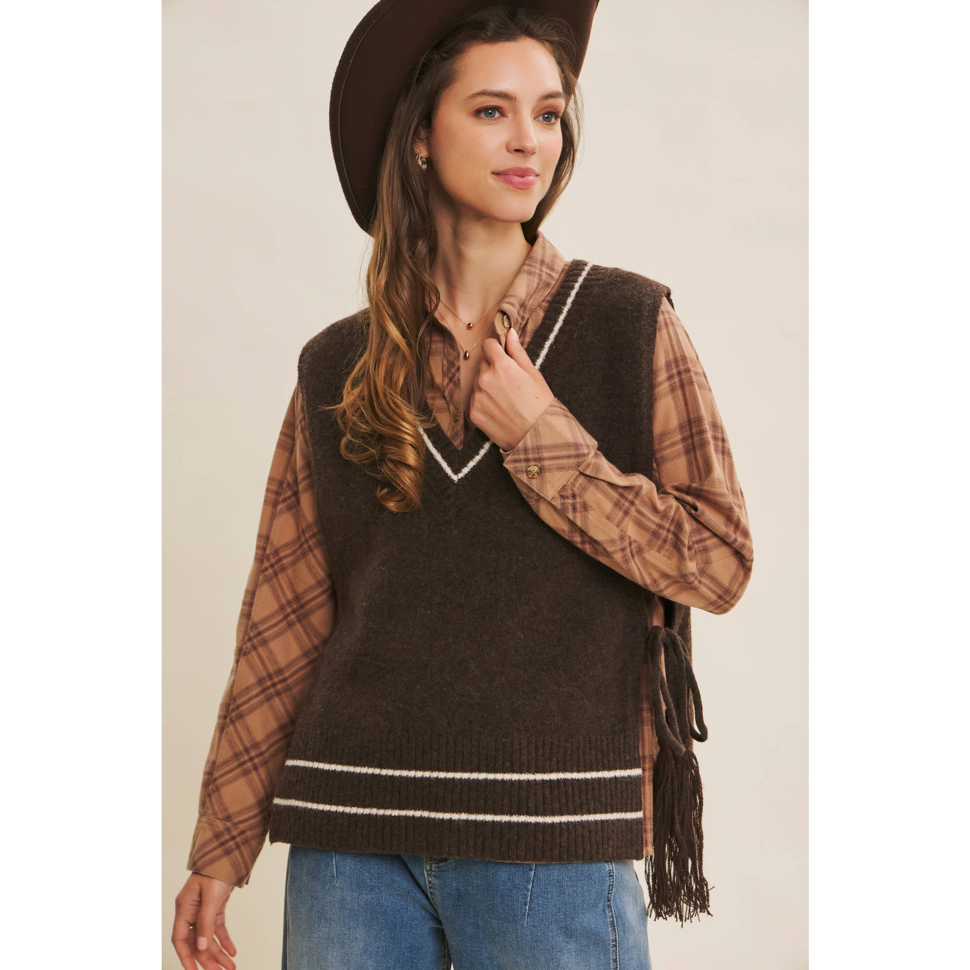 in february - Wholesale Outerwear Poncho - Women's - ECO-FRIENDLY EFFORTLESSLY ESSENTIAL SWEATER PONCHO VEST22