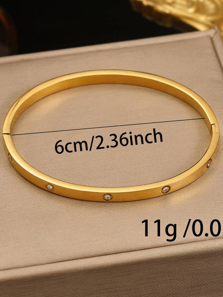 Bracelet Minimaliste en Acier Inoxydable Plaqué Or 18K Hypoallergénique Cercle Bijoux en Strass Incrustation Sécurisée Design Sans Ternissement Sûr pour la Peau Cadeau de Luxe pour Elle Éclat d'Or, Port Quotidien A pour la vente par Fui fui jewelry llc