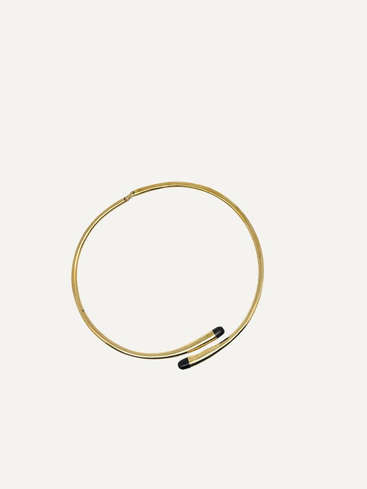 Collier ras du cou Asani croisé corne pour la vente par Lamu Brand