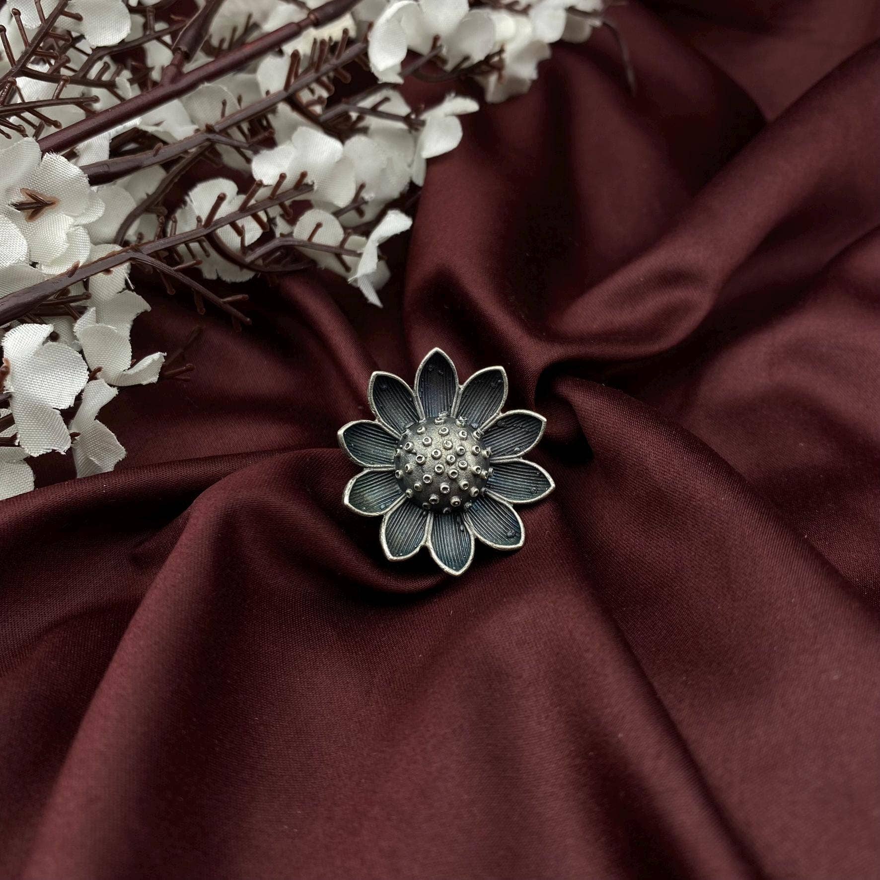 Quirky Fashions - Wholesale Cocktail/Statement Ring - Handcrafted Oxidized Silver Sunflower Statement Ring0