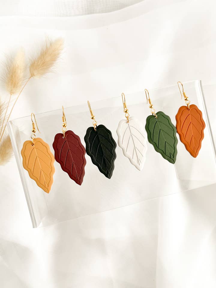 Pendientes colgantes Addison, pendientes de arcilla con temática otoñal para venta al por mayor de That's Sew Me
