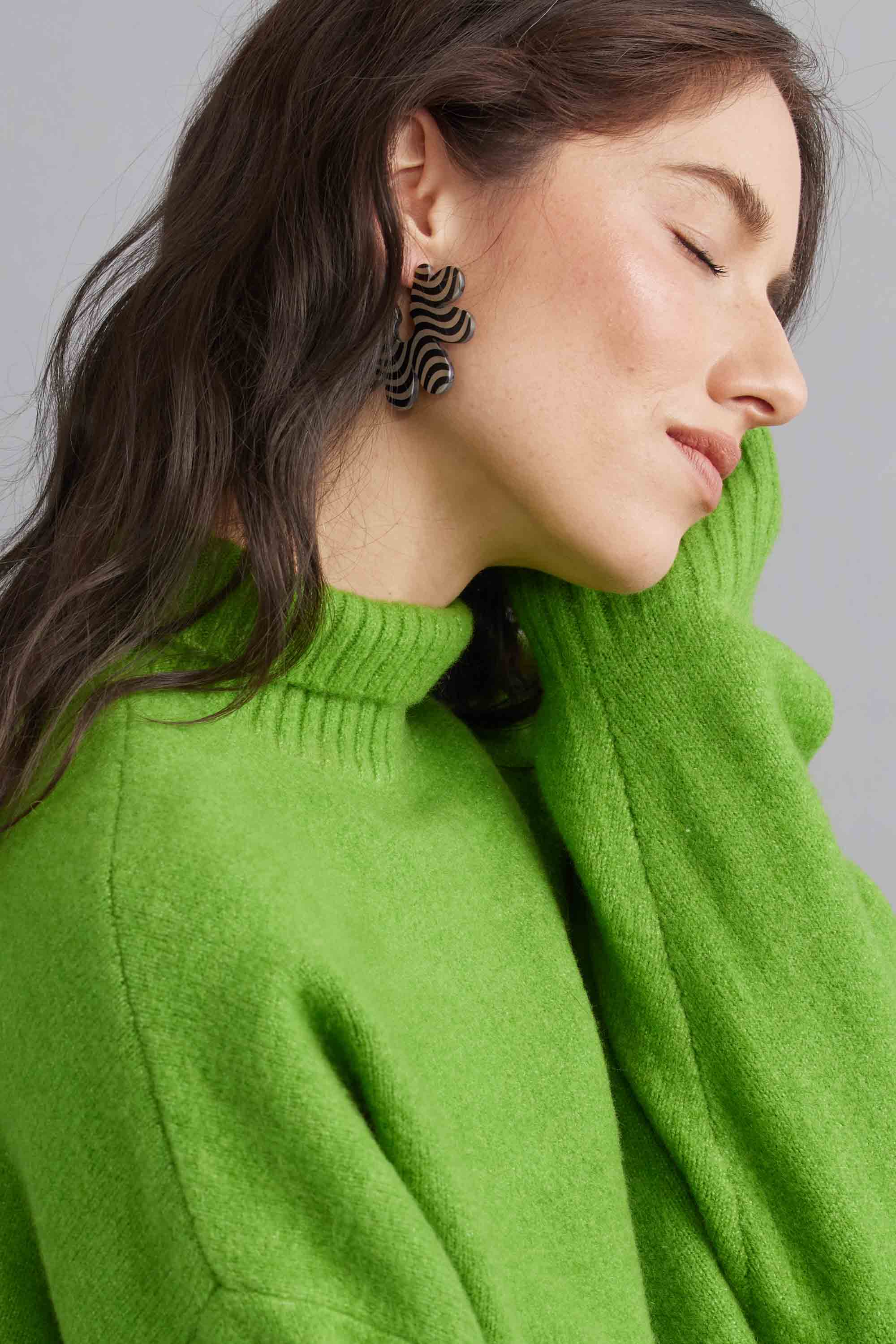 Tiepology - Venta al por mayor Pendientes de botón/aretes de poste - Pendientes de poste de ola de flores grandes8