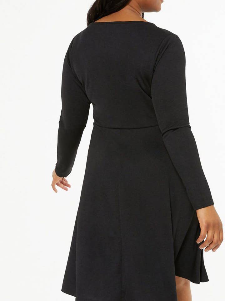 J5FASHION - Wholesale Dress - Women's - PLUS SIZE KEYHOLE LONG SLEEVE SKATER DRESS