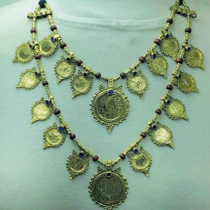 vintarust - Vente Colliers à pendentif - Collier Tribal Vintage à deux couches, pièces vintage