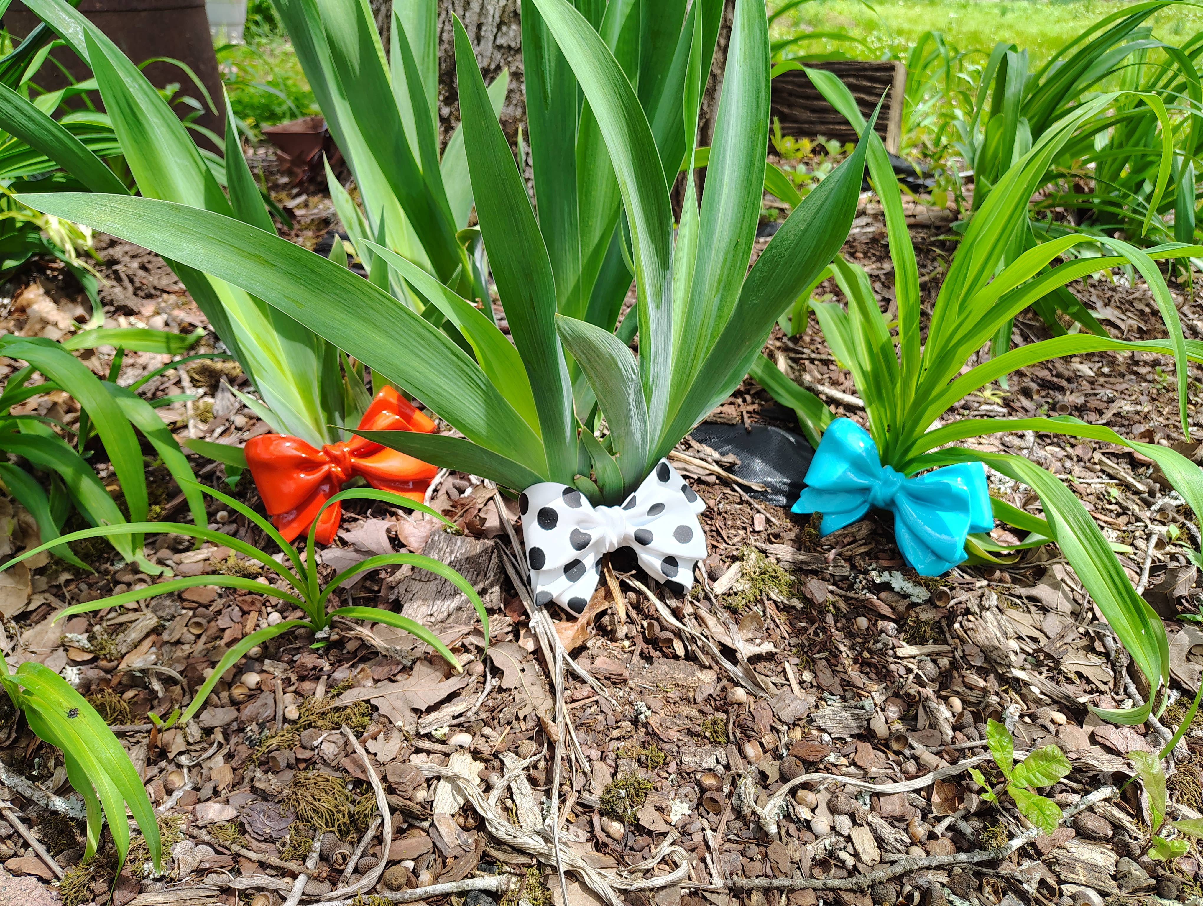 Bowls 4 Souls - Wholesale Outdoor ornament/decor - Garden Bows3