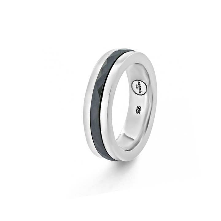 Anello nero Eva per la vendita all'ingrosso da parte di Enomis