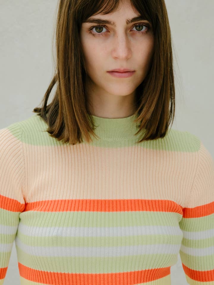 Lèmme – wholesale Stickad topp - Dam – Ribbad T-shirt i Pima-bomull med ränder2