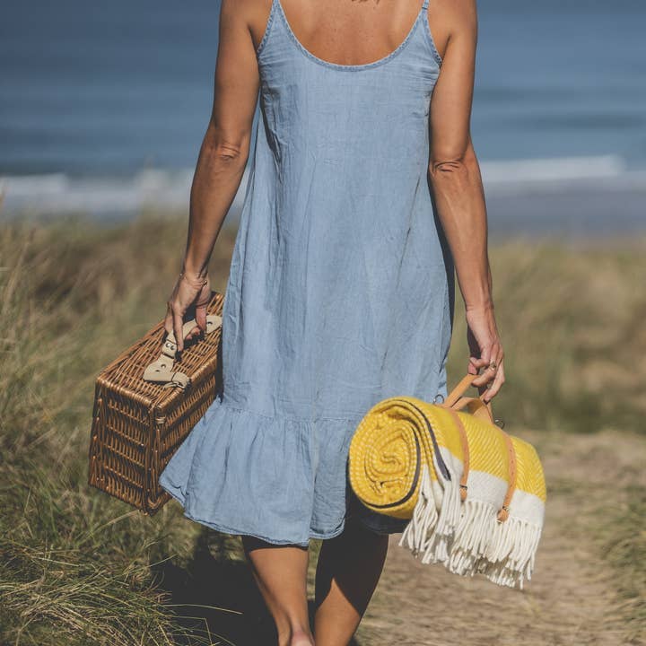 Atlantic Blankets - Wholesale Picnic Blanket - Yellow Herringbone Wool Picnic Blanket