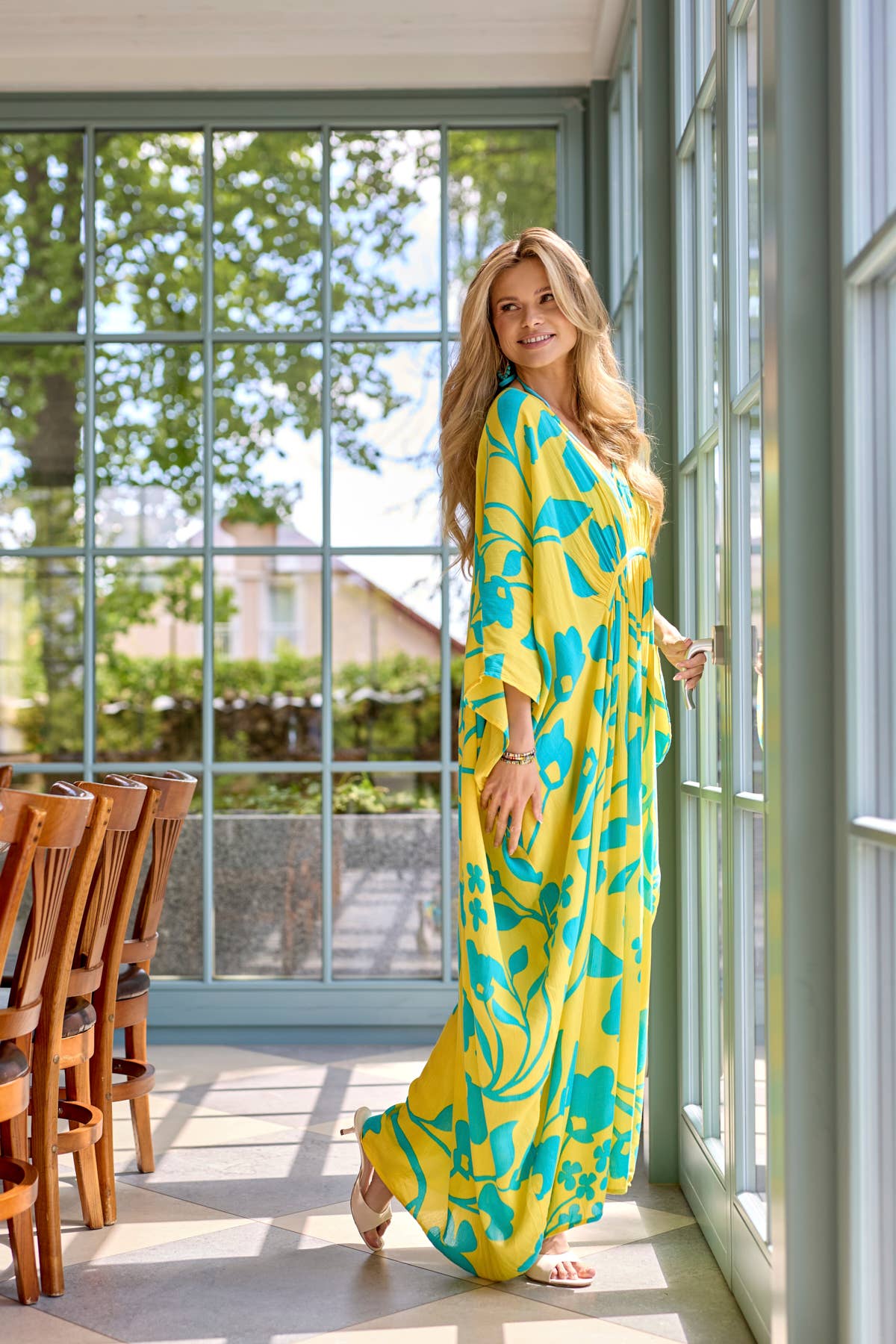 SAACHI - Wholesale Kaftan - Women's - Bold Floral Kaftan Maxi1