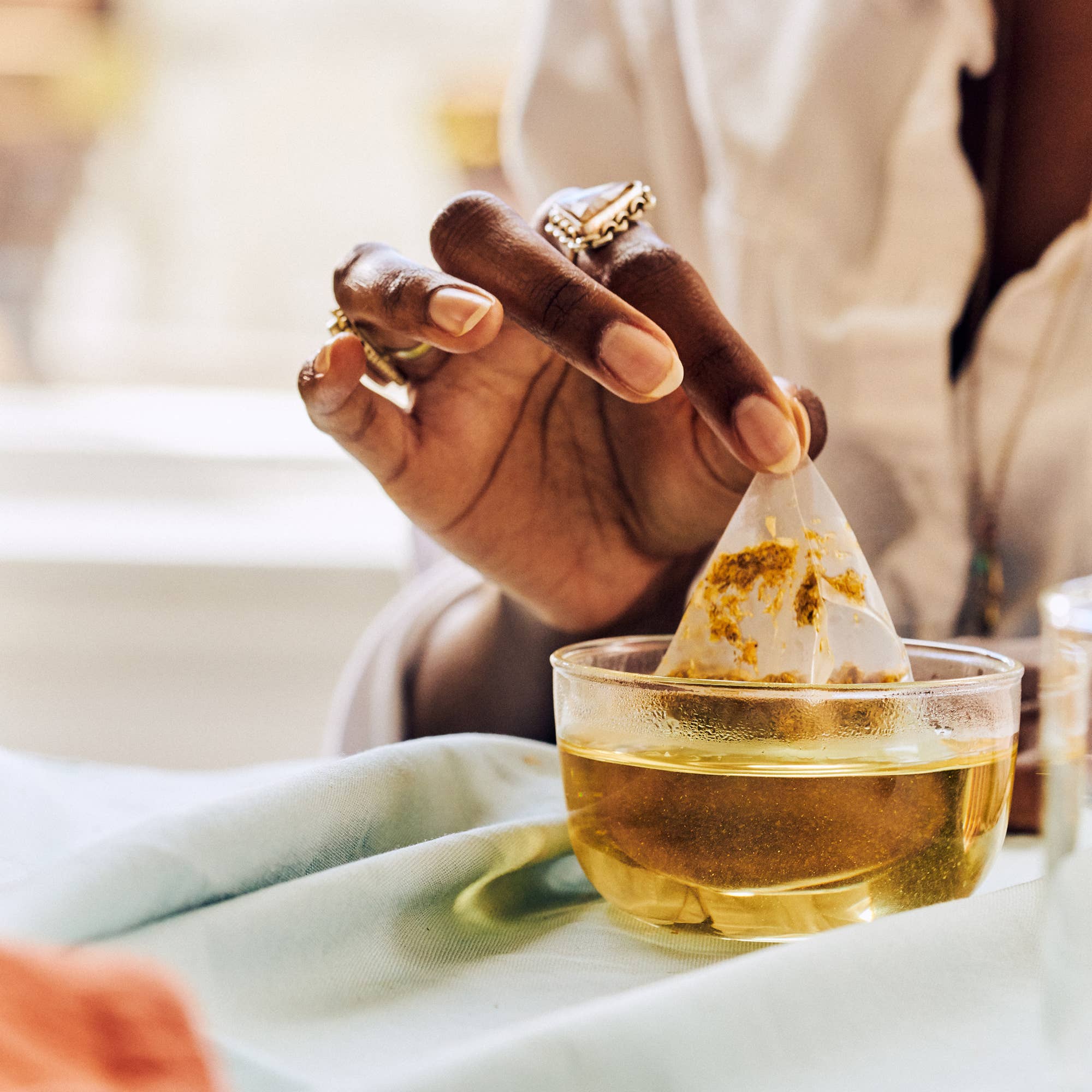 Teatulia Organic Teas - Vente Sachets de thé - Thé à la camomille 50 ct en vrac Pyramide Bio Sachets2