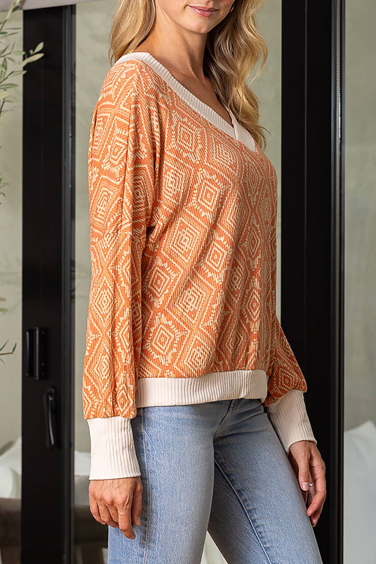 ROUSSEAU - Wholesale Knit Top - Women's - ARABESQUE PRINT V NECK LONG SLEEVE TOP7