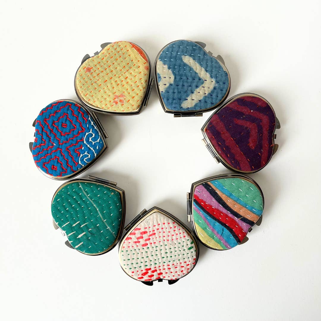 OTTO FINN - Wholesale Jewellery box/organiser - Antique Bronze Heart Mirror Jewelry Pill Box Container