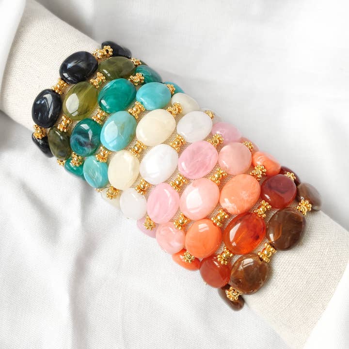 Bracelet élastique MARILYN et autres tendances Résultats pour bijoux résine en vente B2B. Retours gratuits et paiement à 60 jours sur Faire sur Faire.