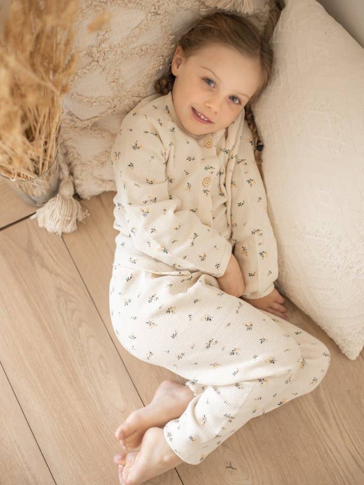 Pijama Evelyn | flor beige para venta al por mayor de Wolfie Kids