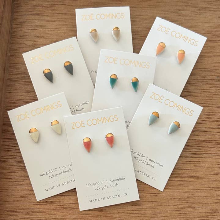 ZOE COMINGS - Wholesale Knopjes/oorstekers - Kleine Bloemblad Oorbellen7