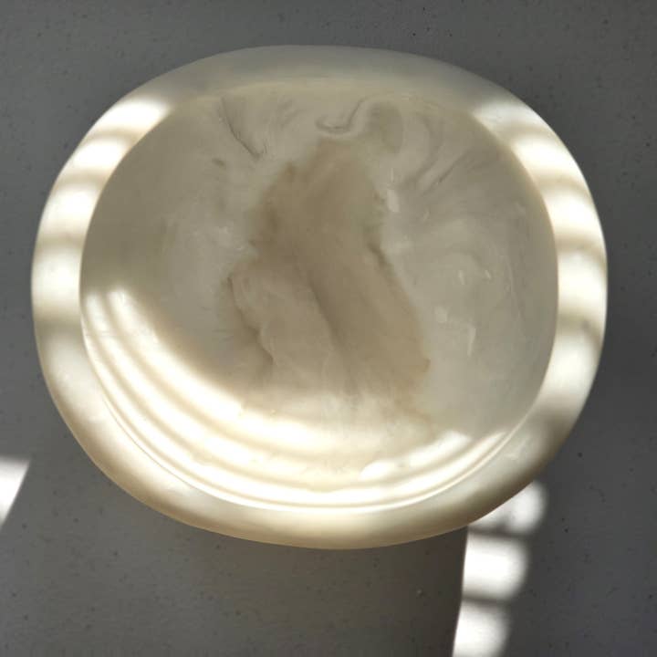 Gibb & Daan - Wholesale Serve Bowl - Organic Shape Resin Bowl - Entryway Catchall - Small Size 15