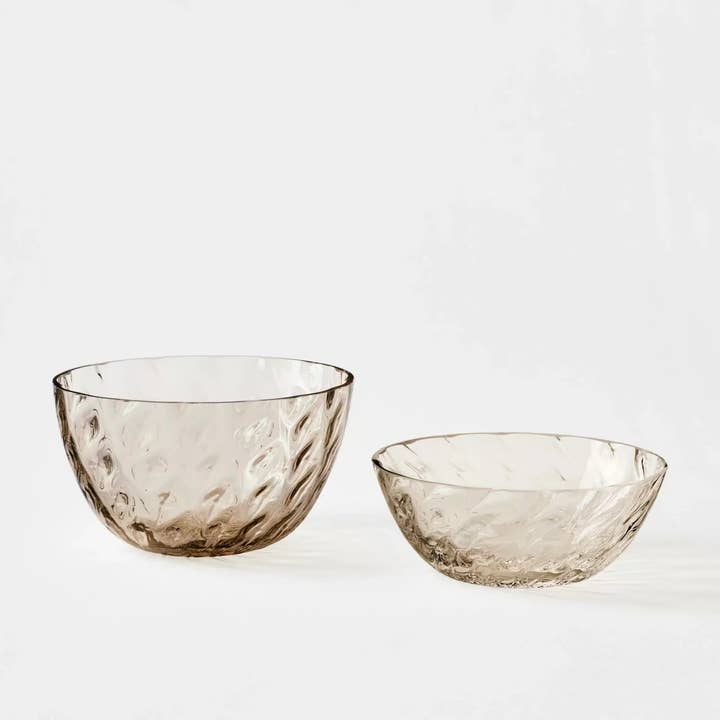 Smoke Large and small Crystal Appetizer Bowl for wholesale by Âme Atendre