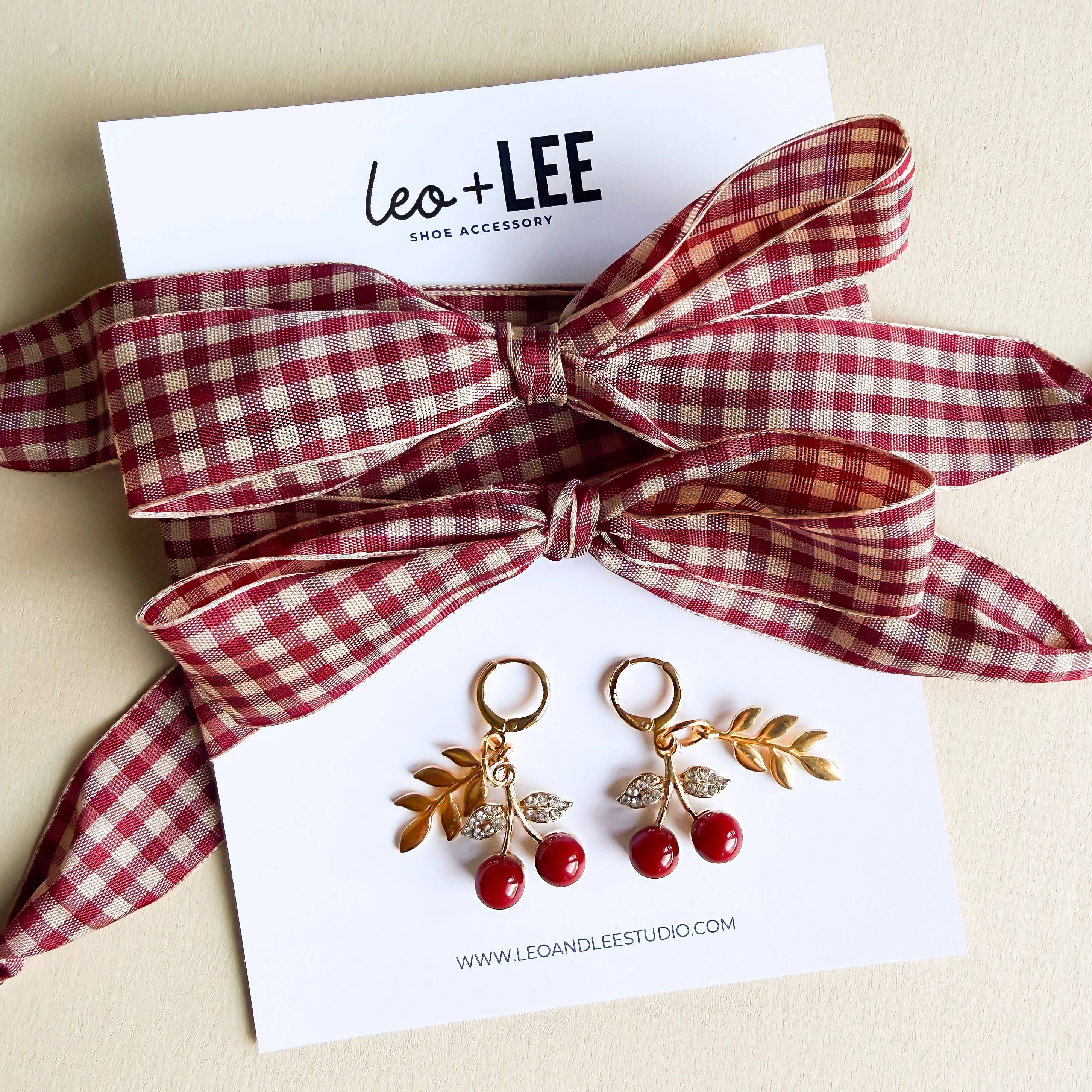 Leo & Lee Studio – Acessórios de calçado por atacado – Conjuntos de Charme e Atacadores – Acessórios para Atacadores1