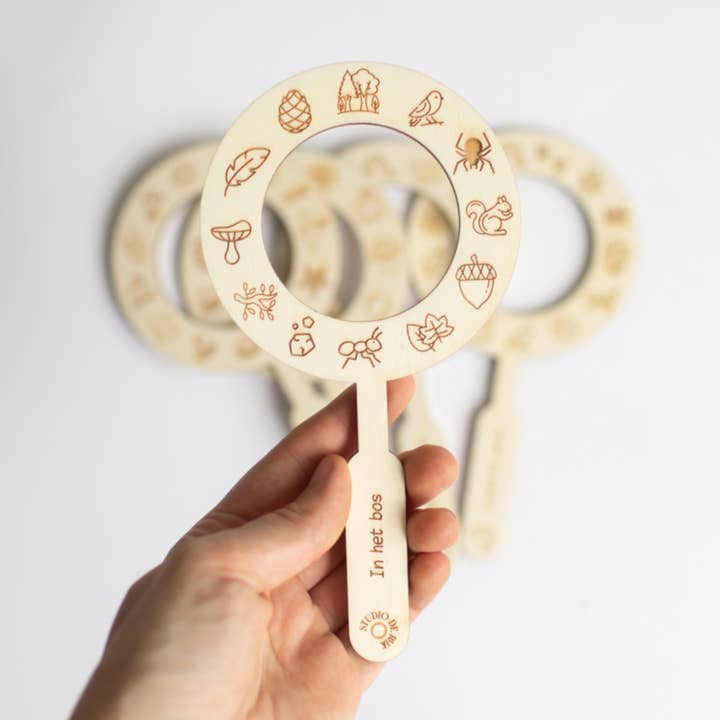 Wooden magnifying glass - In the forest for wholesale by Studio de Rijk