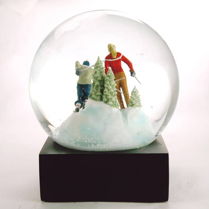 CoolSnowGlobes - Wholesale Snow globe - Skiers Snow Globe4